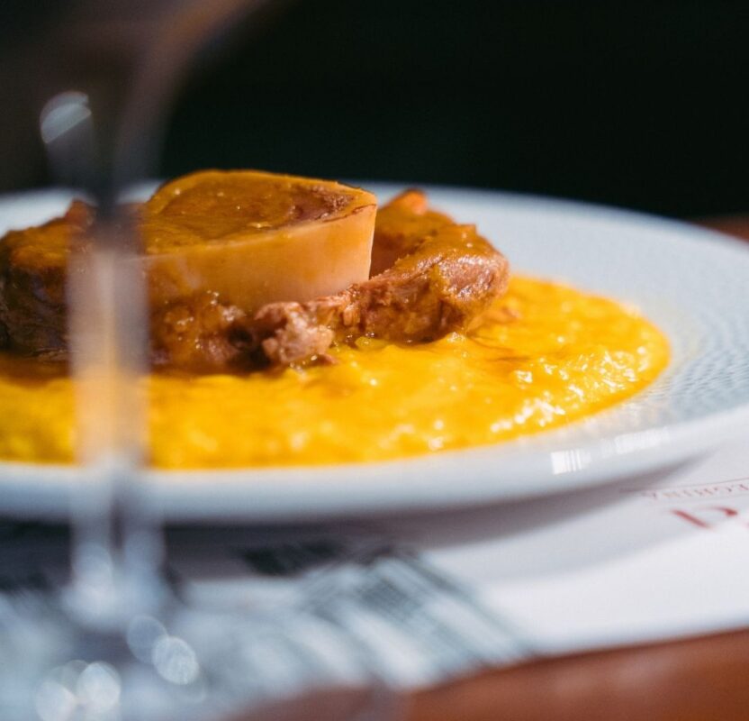 Menu e atmosfera meneghina Rosso Brera Milano